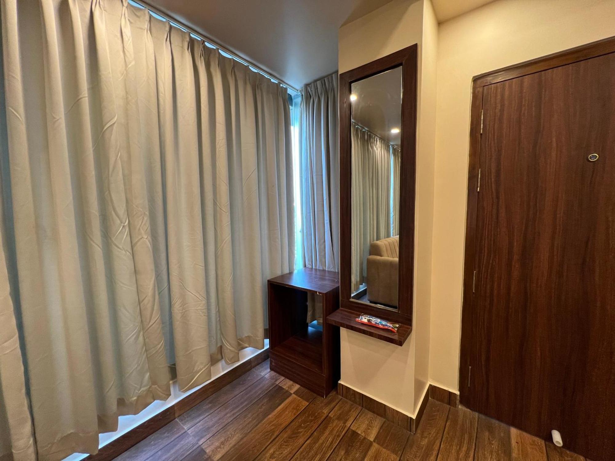 Grand Falcon Electronic City Kammasandra 외부 사진