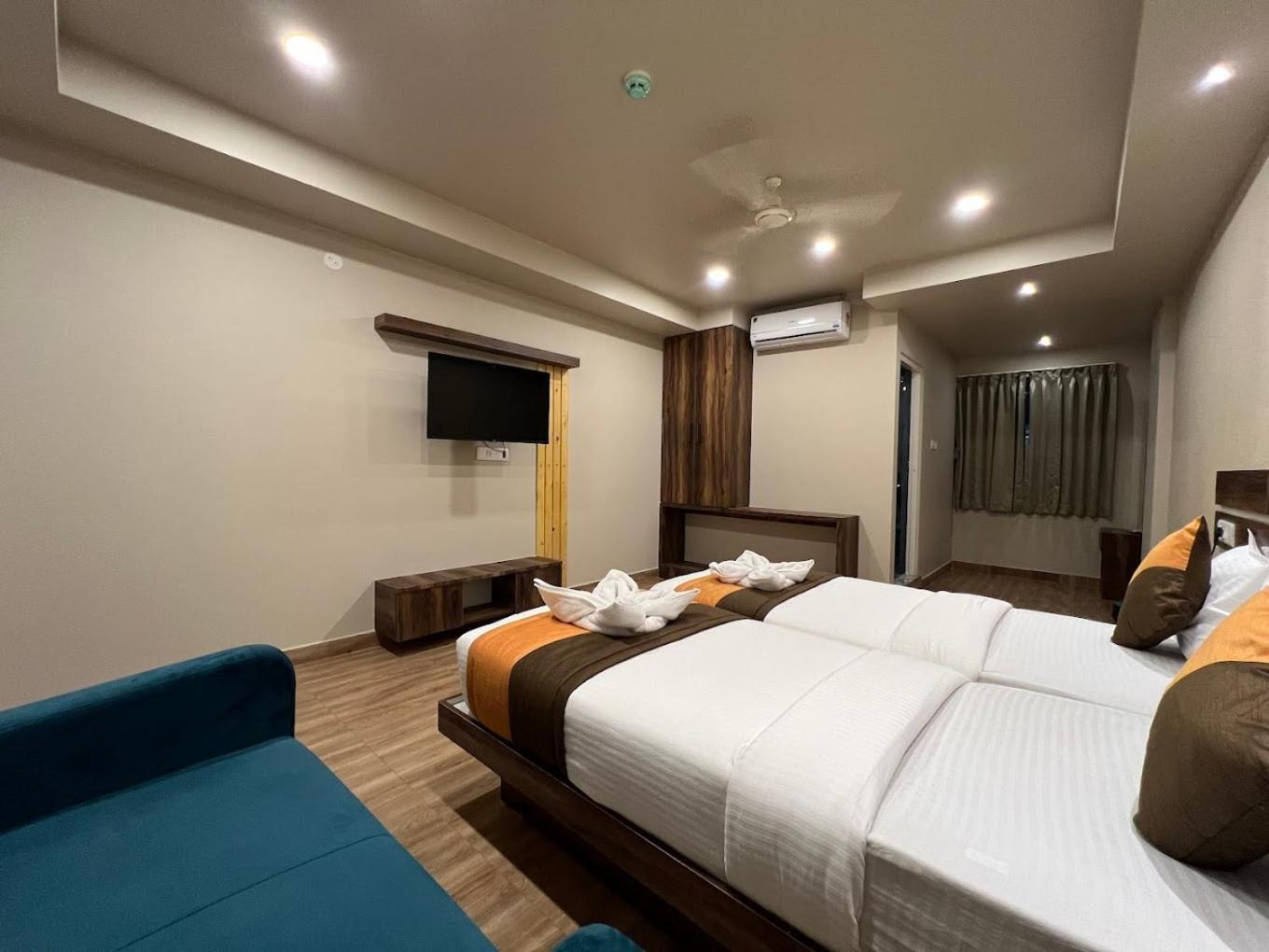Grand Falcon Electronic City Kammasandra 외부 사진